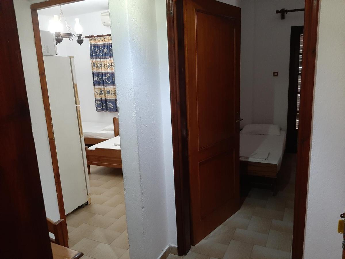 Apartment House Kosmas On The